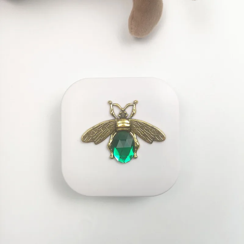 Cute Portable Small  Eye Contacts with Mirror Contact Lens Case Colored Lenses Container Box for Party Travel Set B2