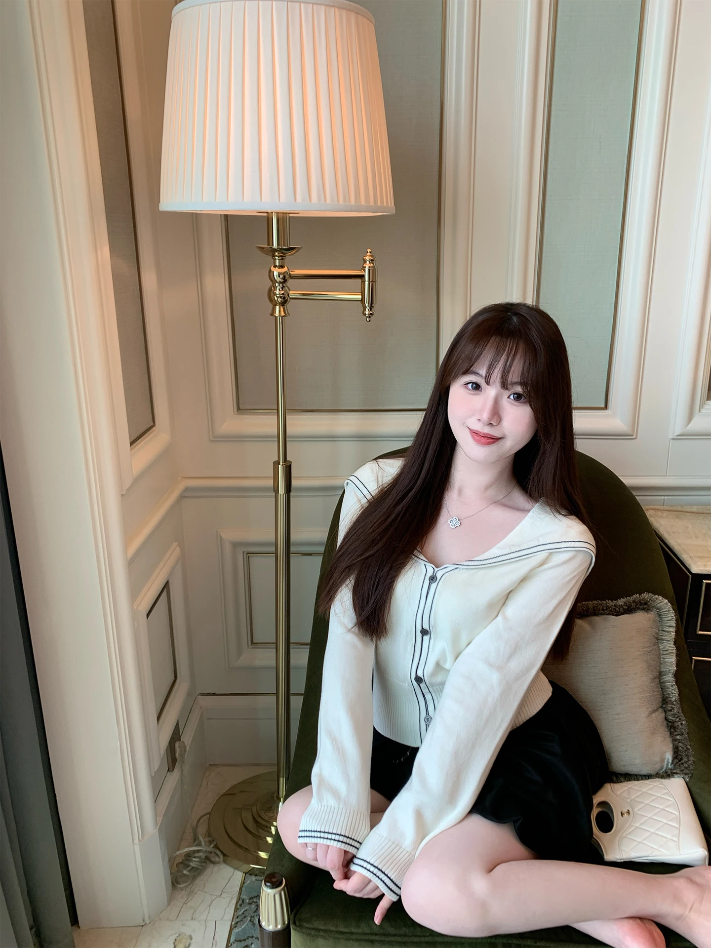 

Женский вязаный свитер с воротником-стойкой, длинный рукав, осенне-зимний, белый, модный, элегантный, для девушек