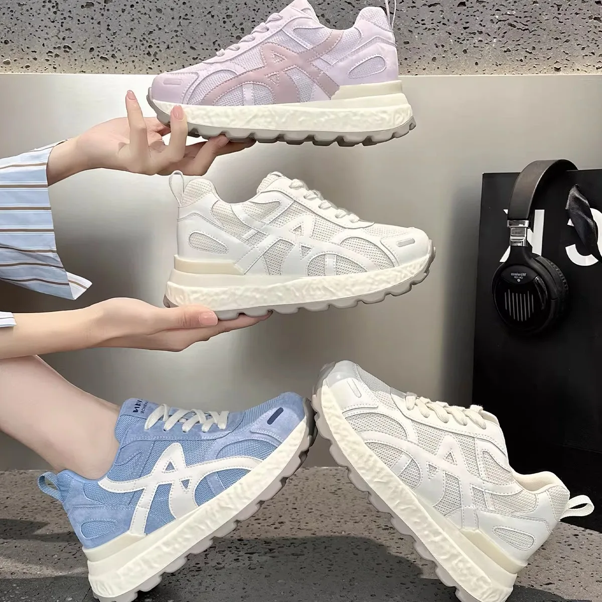 

Summer Mesh Sports Shoes Women's Casual Leather Sneakers Breathable Comfortable Low Top Fashionable Versatile Slip-On Shoes