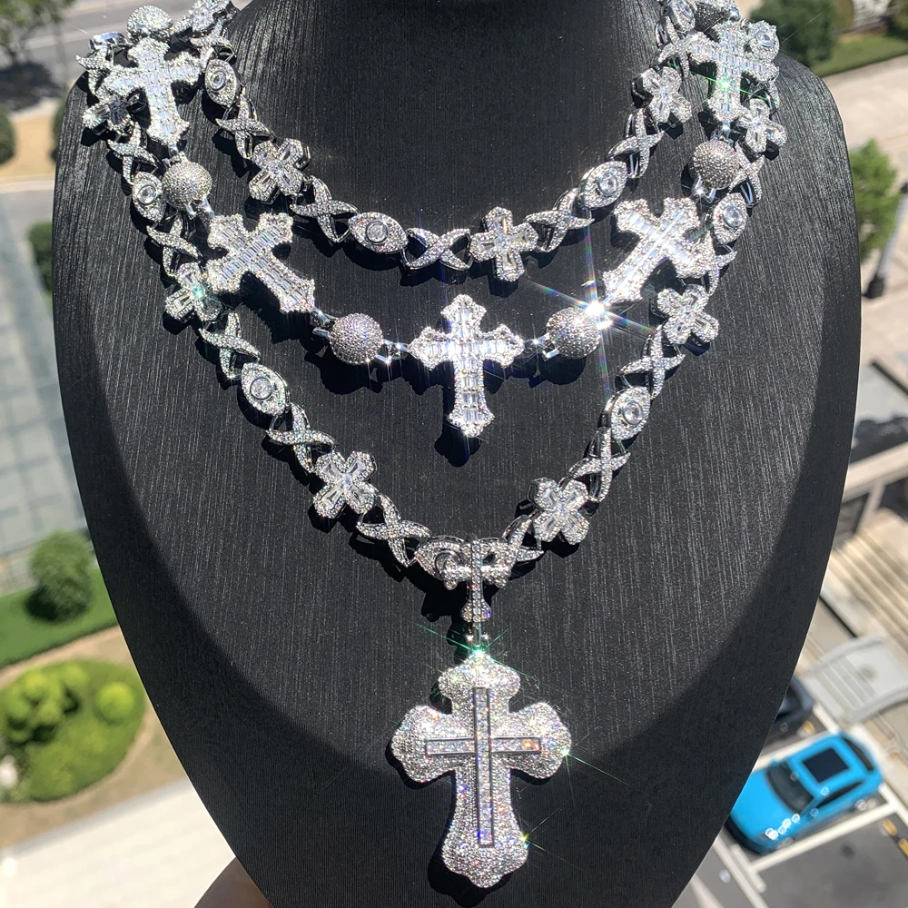 

2024 Iced Out Bling Cz Necklace Chain for Women Ball Cross Choker Silver Color Micro Pave 5A Cubic Zirconia Hip Hop Cool Jewelry