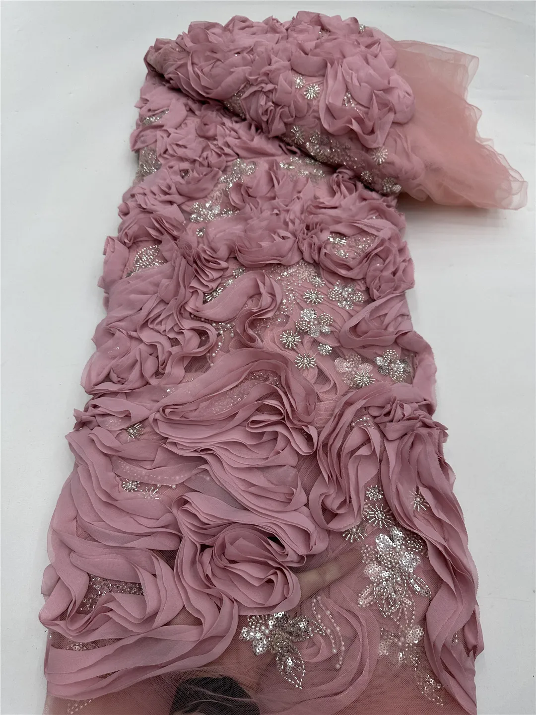 

5 Yards Luxury African Sequins Lace Fabric 2026 High Quality Lace Embroidery Beaded Mesh Fabric For Women Wedding Dresses