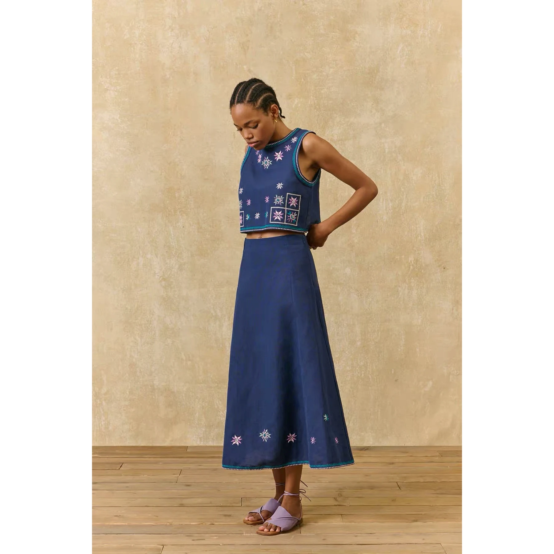 

Paris Louis Blue Embroidered Vest And Pants Set Casual Cotton Linen Blend round Neck Short Sleeve Women's Summer Fashion