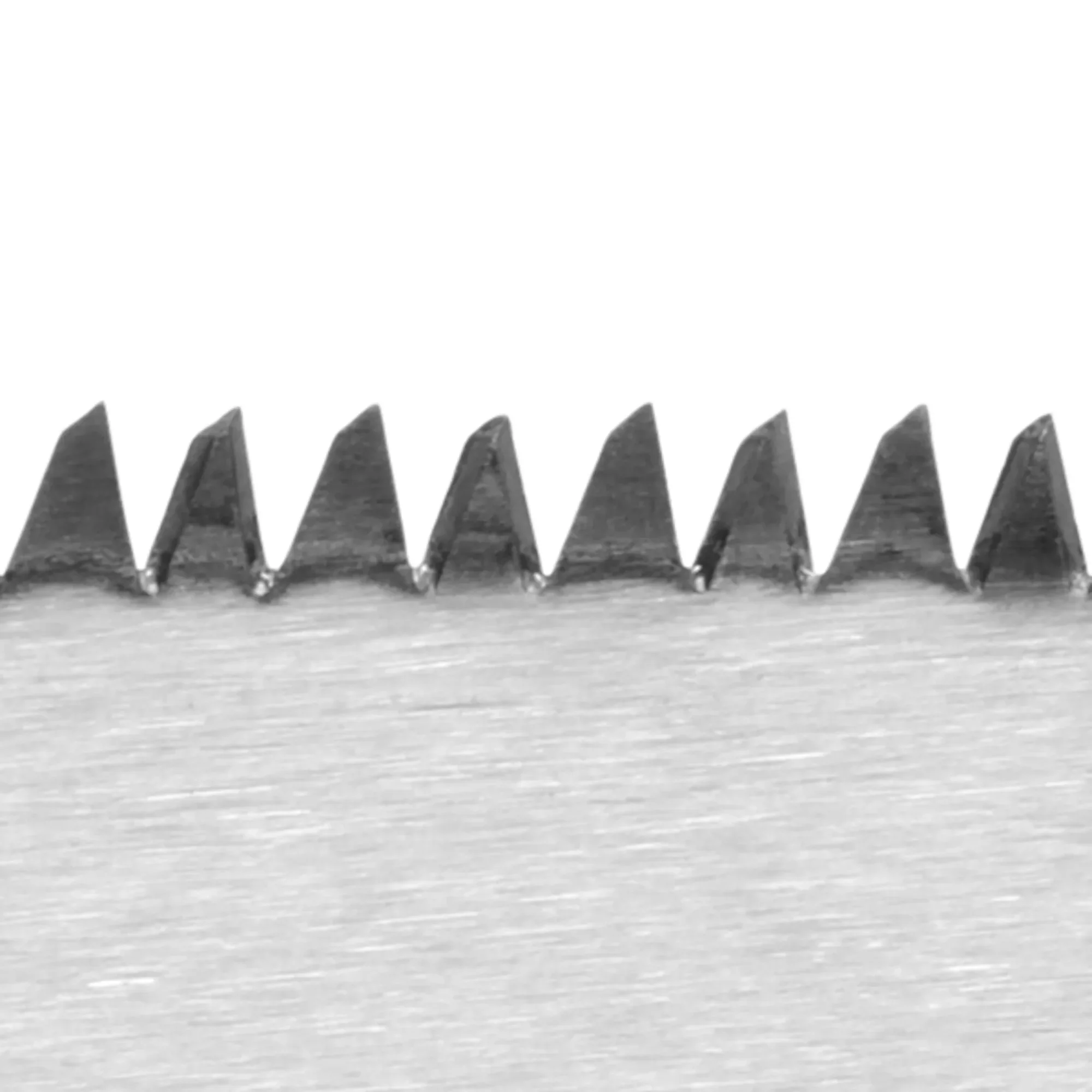 Sierra manual de 20 pulgadas con mango de goma