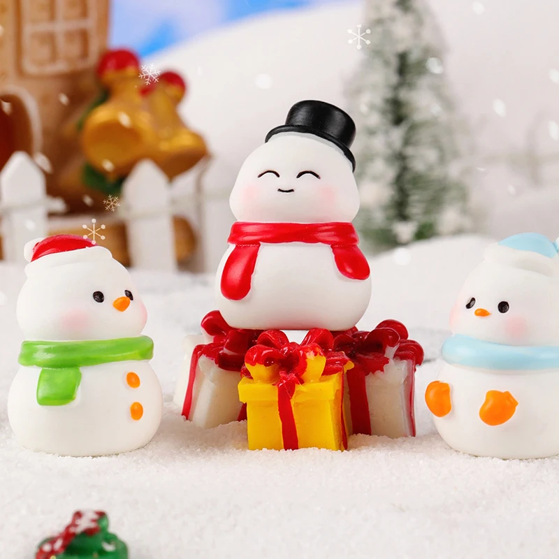 1PC Mini świąteczna figurka bałwana Cartoon Snow Rabbit Micro Landscape Ornament