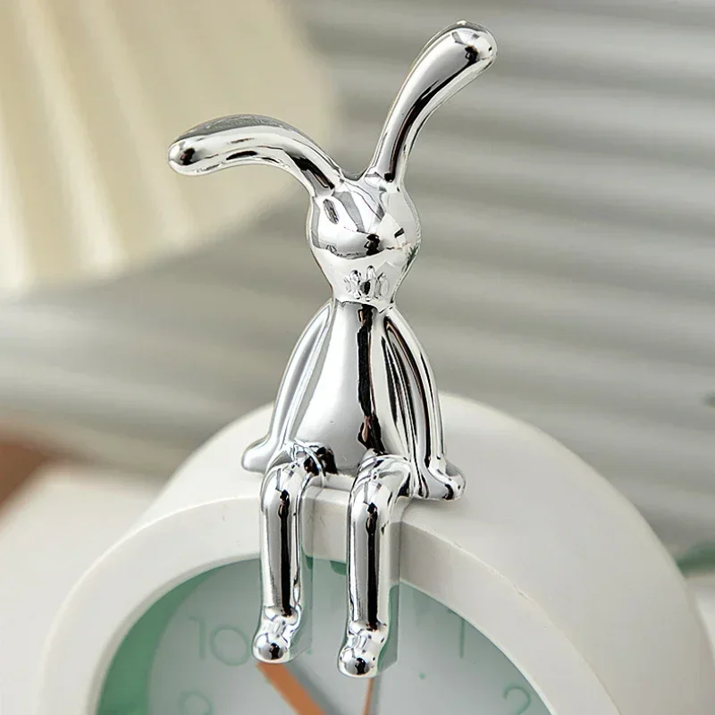 Figurita de conejo de orejas largas doradas y plateadas, decoración de coche en miniatura, conejo chapado pasable, estatua 3D DIY, adorno de muebles para el hogar, 1/2 Uds.