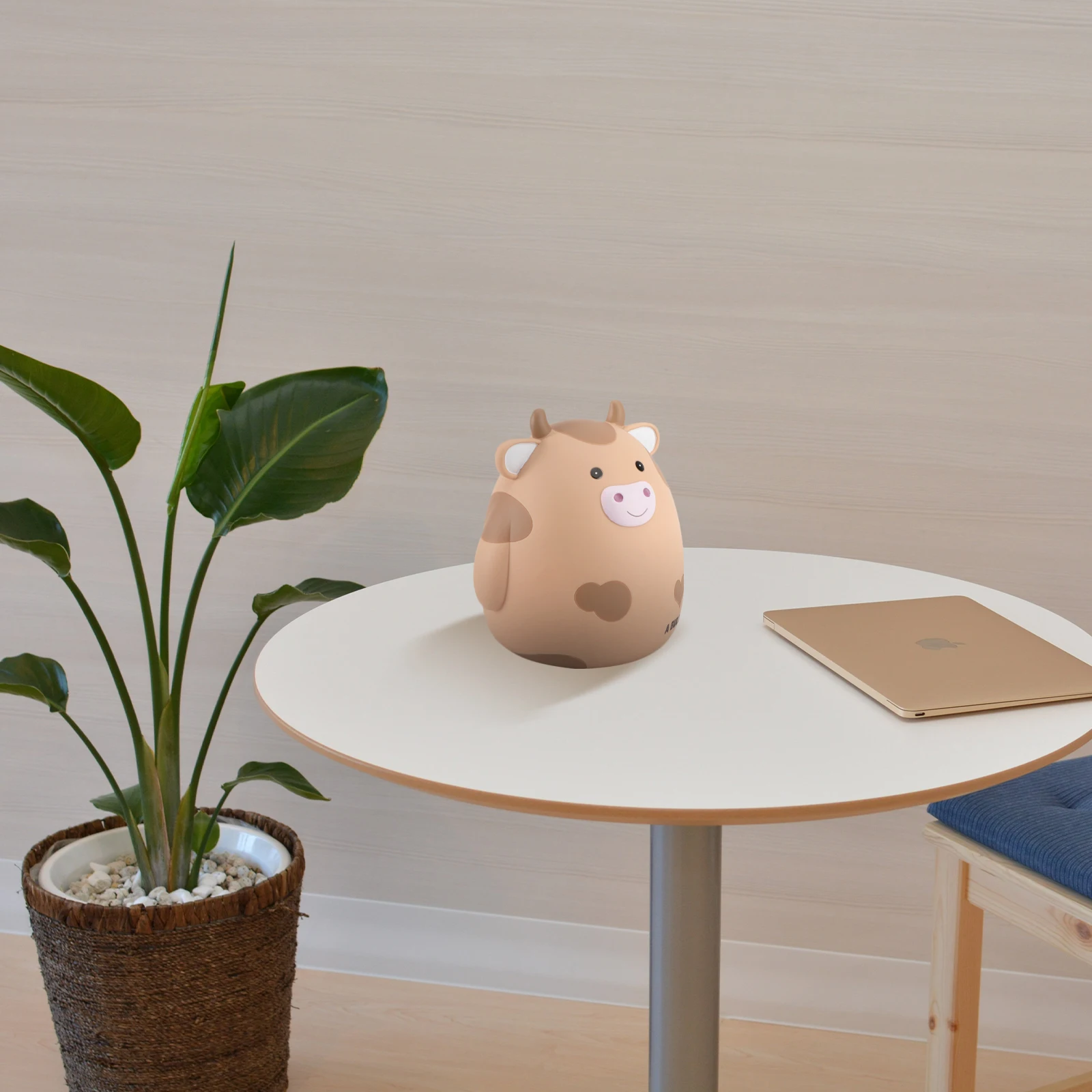 1 pçs forma de gado banco de moedas material de alta qualidade bonito dos desenhos animados bezerro design crianças pote de poupança de dinheiro para armazenamento de mudança diária novo