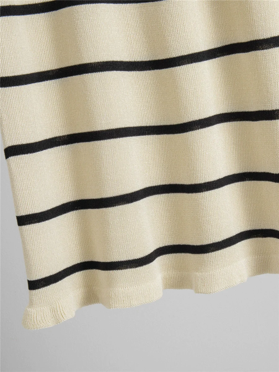 Set 2 Potong Rajutan Bergaris Tipis Musim Panas Atasan Tanpa Lengan Kancing Sebaris Kerah V Wanita Pakaian Rok Panjang Pinggang Tinggi Conjuntos