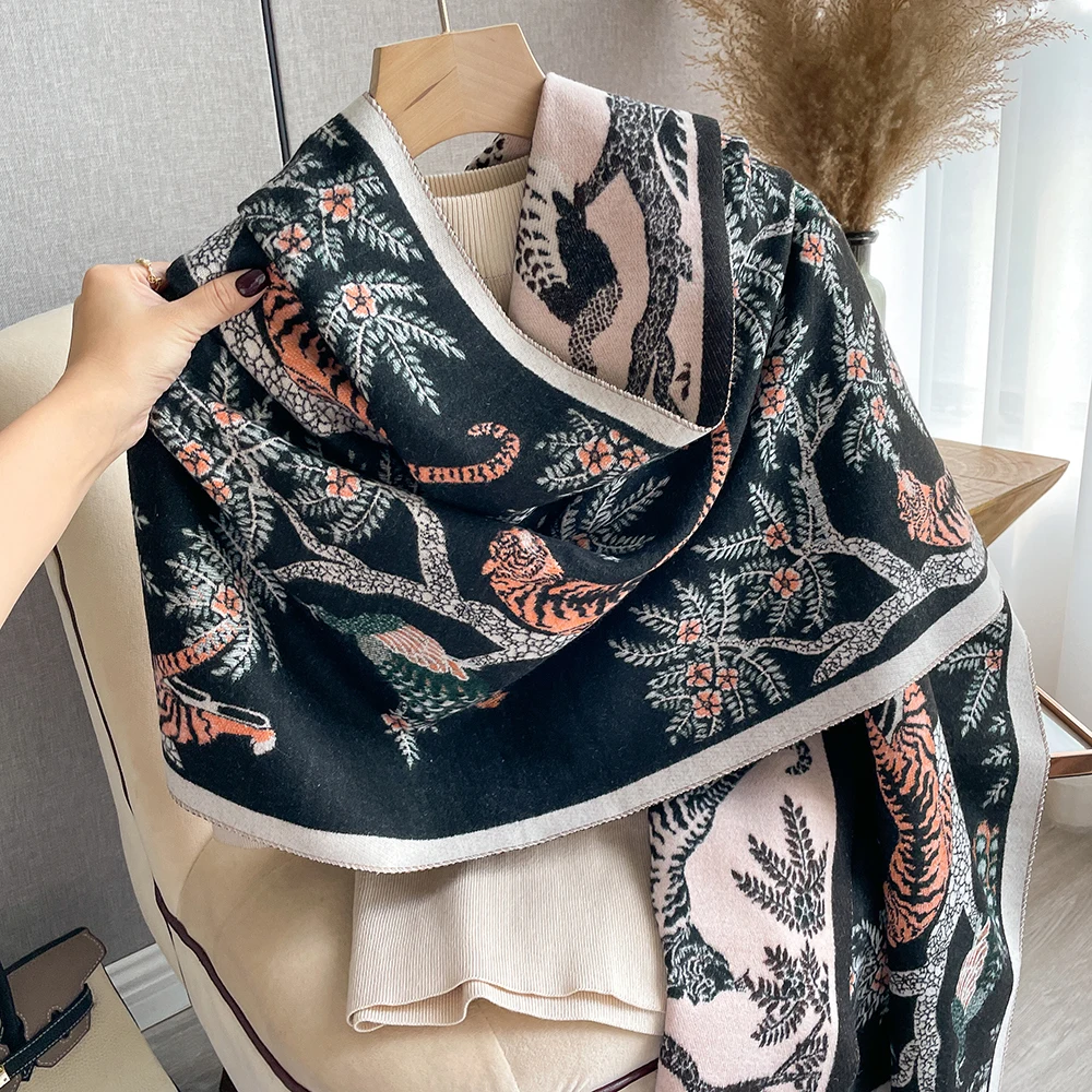 Winter Ladies Scarf Luxury Design Flower Double Sided Faux Cashmere Scarf Warm Scarf Shawl 2024 New