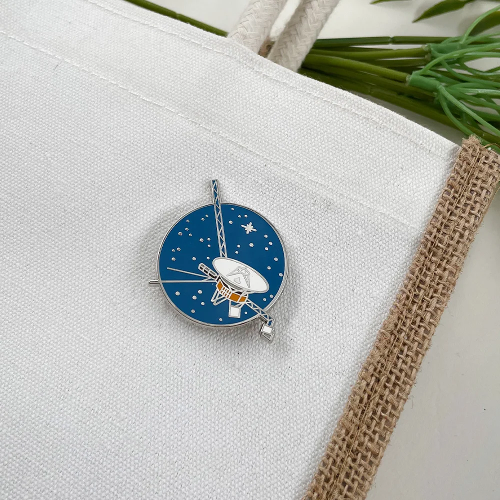 Programa voyager esmalte pino voyager espaço sonda crachá broche jóias mochila acessório presentes