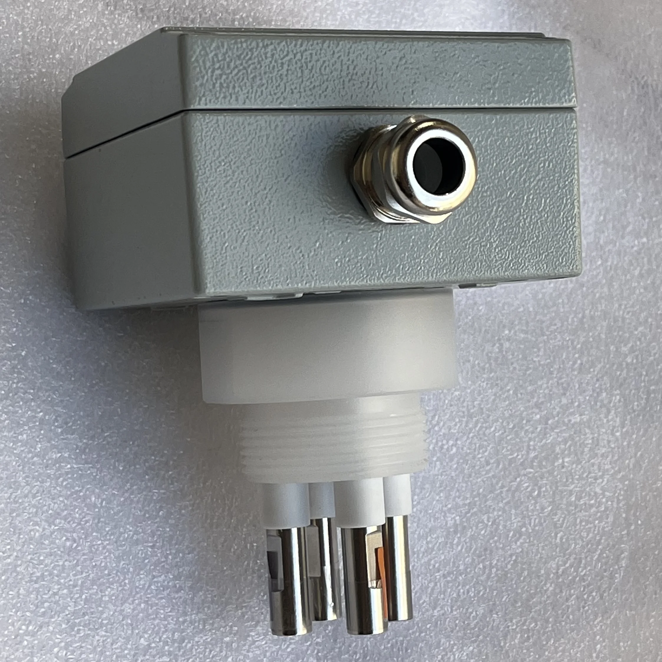 

Electrode Boiler Control Water Level Sensor Conductive 4 Sensor Terminal Block Liquid Gauge Monitoring Probe