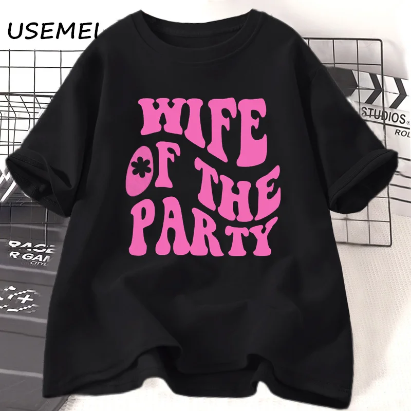 Wife of The Party T-Shirt Women Retro Bride T Shirt Groovy Bachelorette Bridal Party Tee Shirt Aesthetic Wedding Womens Clothing