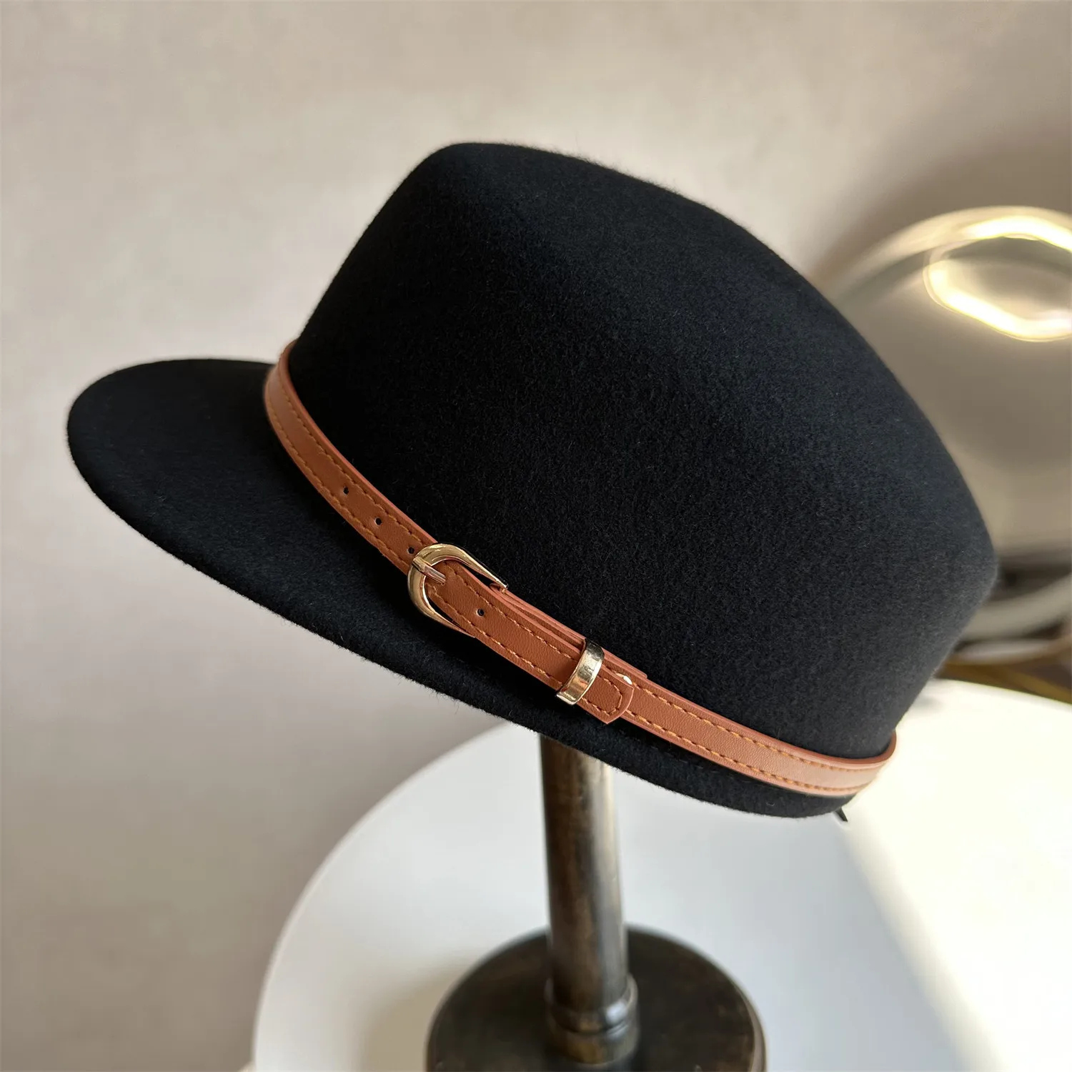 Adults Vintage Rider Short Brim Hat Ladies 100% Wool Felt Cap Solid Color Classic Fall Winter Street Headwear Fashion Outdoor