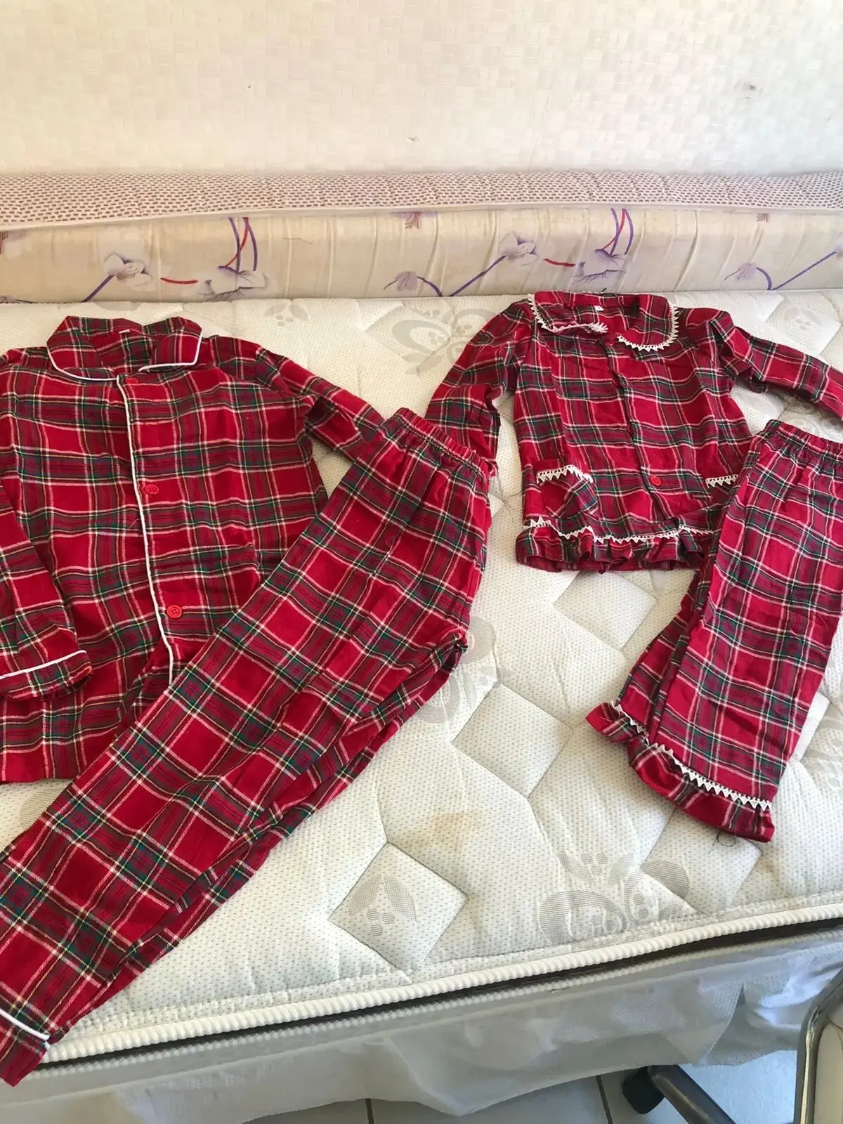 Ruffkids Cute Flannel Plaid Baby Girls Boys Pyjamas Robe Loungewear Sibling Matching Family Velvet Kids Christmas Pajamas Sets