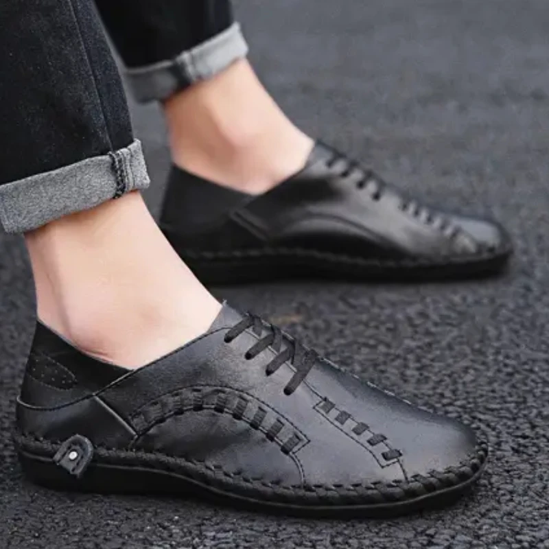 

Men Handmade Walking Loafers Retro Lace Up Solid Colour Driving Flats Round Toe Anti-slip Thick Sole Lightweight Slip on Loafers
