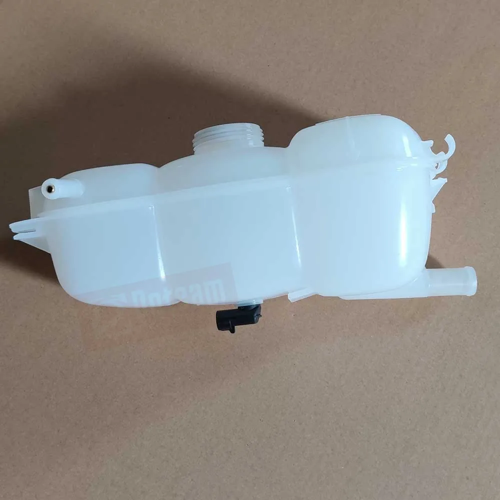 Coolant Reservoir Expansion Tank For Cadillac Catera 3.0L  Opel  Omega B 90411630 1304203