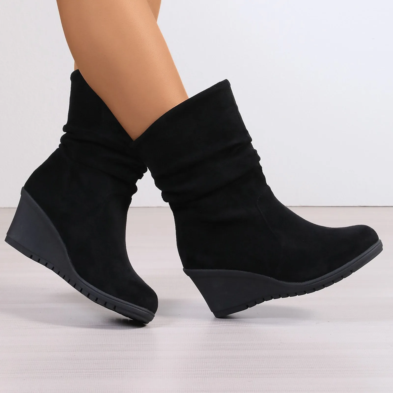 Women'S Fashionable Half Boots Black Large Size Wedge Ankle Boots Solid Color Large Size Slope Suede Autumn Winter Booties