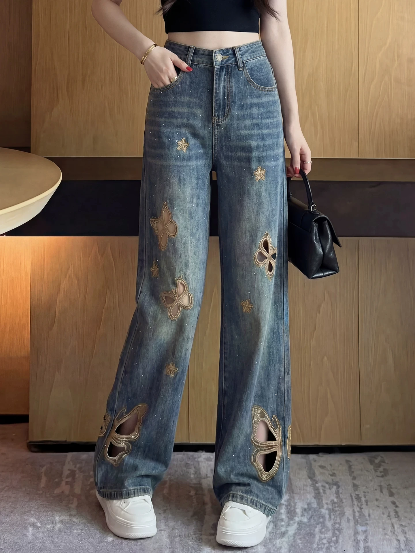 

Retro Embroidery Hollow Rhinestone Denim Wide Leg Pants Women Summer New Super Popular High Waist Slim Straight Leg...