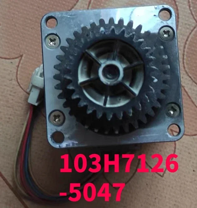 

Used stepping motor 103H7126-5047