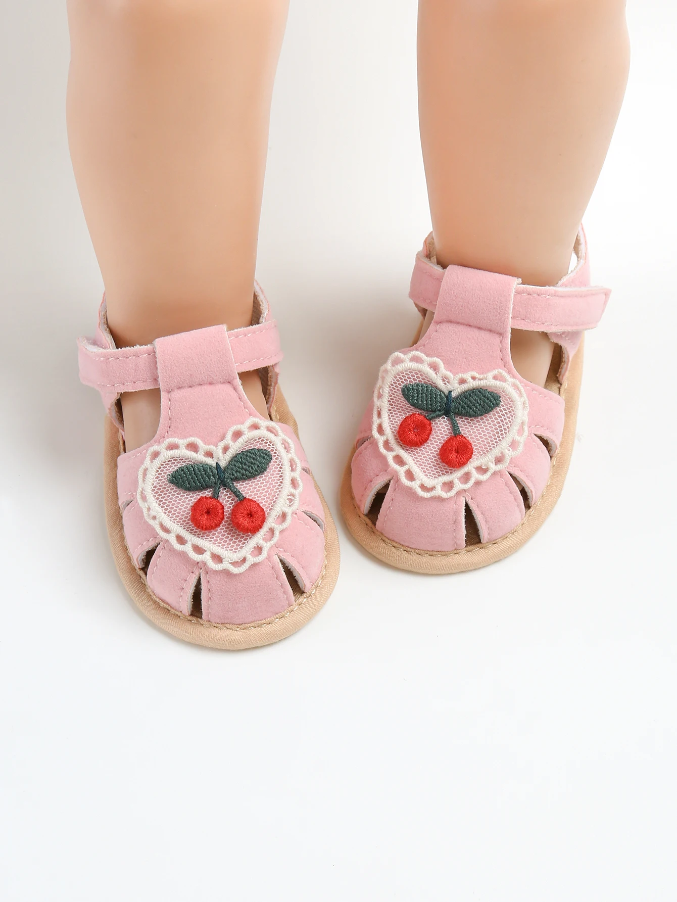 صنادل للفتيات الصغيرات أحذية صيفية من قماش الكرز أحذية أطفال حديثي الولادة أحذية المشي الأولى