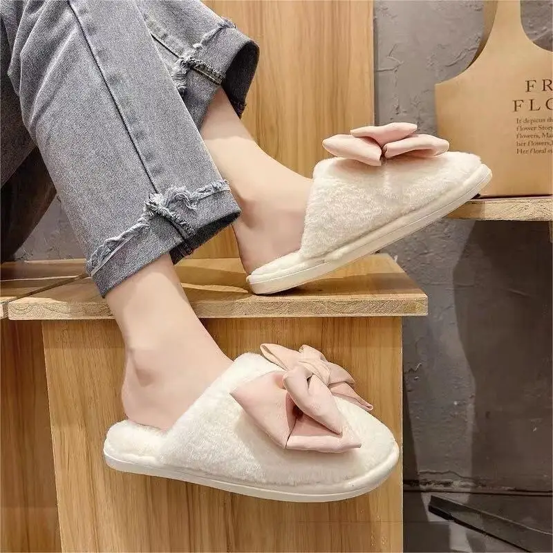 Nuove donne invernali Home Bow pantofole in peluche fodera in cartone animato Fluffy Cozy Flat Cute Warm Faux Fur suola antiscivolo scarpe da donna