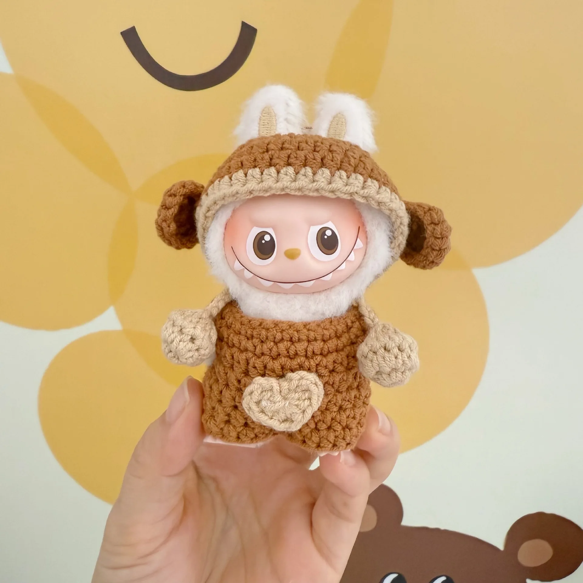 

Clothes For 10cm LABUBU 4th Gen Handmade Knitted Cute Playful Monkey Outfit – 4.0 Mini Version for Dress-Up