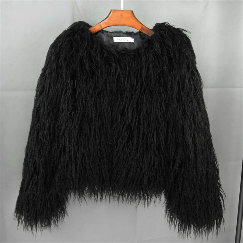 2024 New Autumn Winter Warm Women Faux Fur Coat Loose Black White Pink Plush Coat Female Fur Jacket