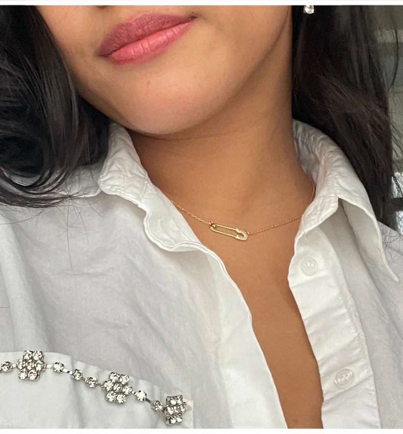 Halskette mit Sicherheitsnadel-Anhänger aus 925er Sterlingsilber für Damen – Schicker, stilvoller Zirkonia-Schmuck für Mädchen und Frauen – Detail 7