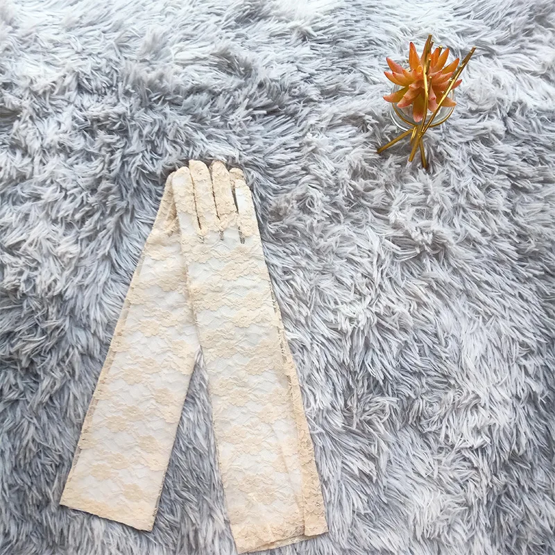 Ladies' New Style Medium-length Lace Summer Sunscreen Gloves Small Chrysanthemum Pattern Etiquette Accessories Wedding Gloves