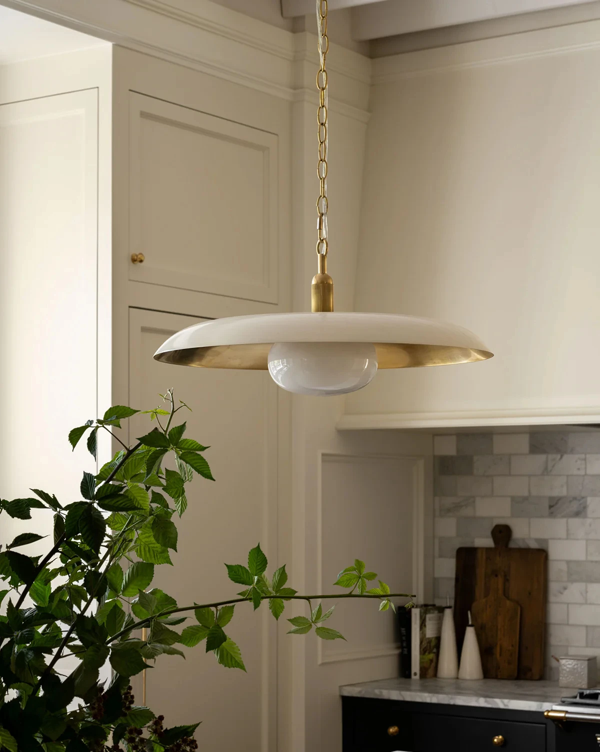 

Opal Glass Chandelier, Hotel Glass Pendant Villa Beauty Salon Light Fixture Hotel Lobby Dinning Room Letterly Pendant Lighting