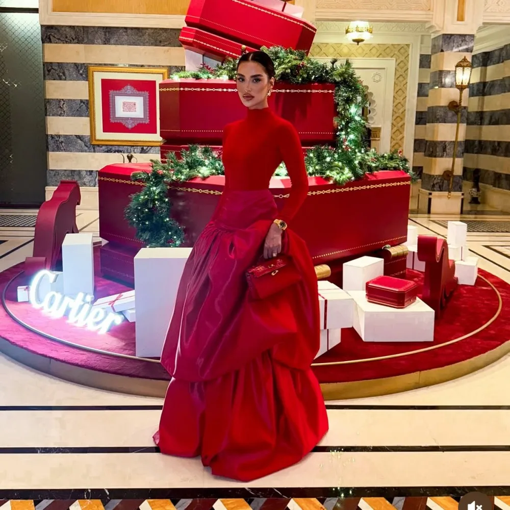 

Red Satin Long Maxi Skirts High Waist Two Layers Women Birthday Skirts Christmas Wear 2026 Celebrity Bridal Skirt