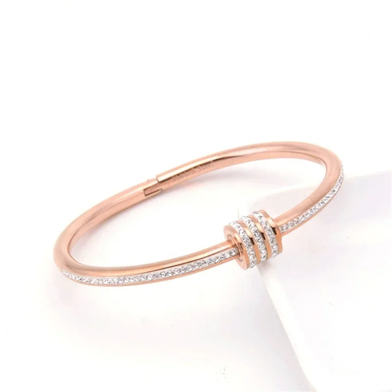 New Trend Design Luxury Titanium Steel Set Bracelet For Women's Popular Fashion Bangle Jewelry