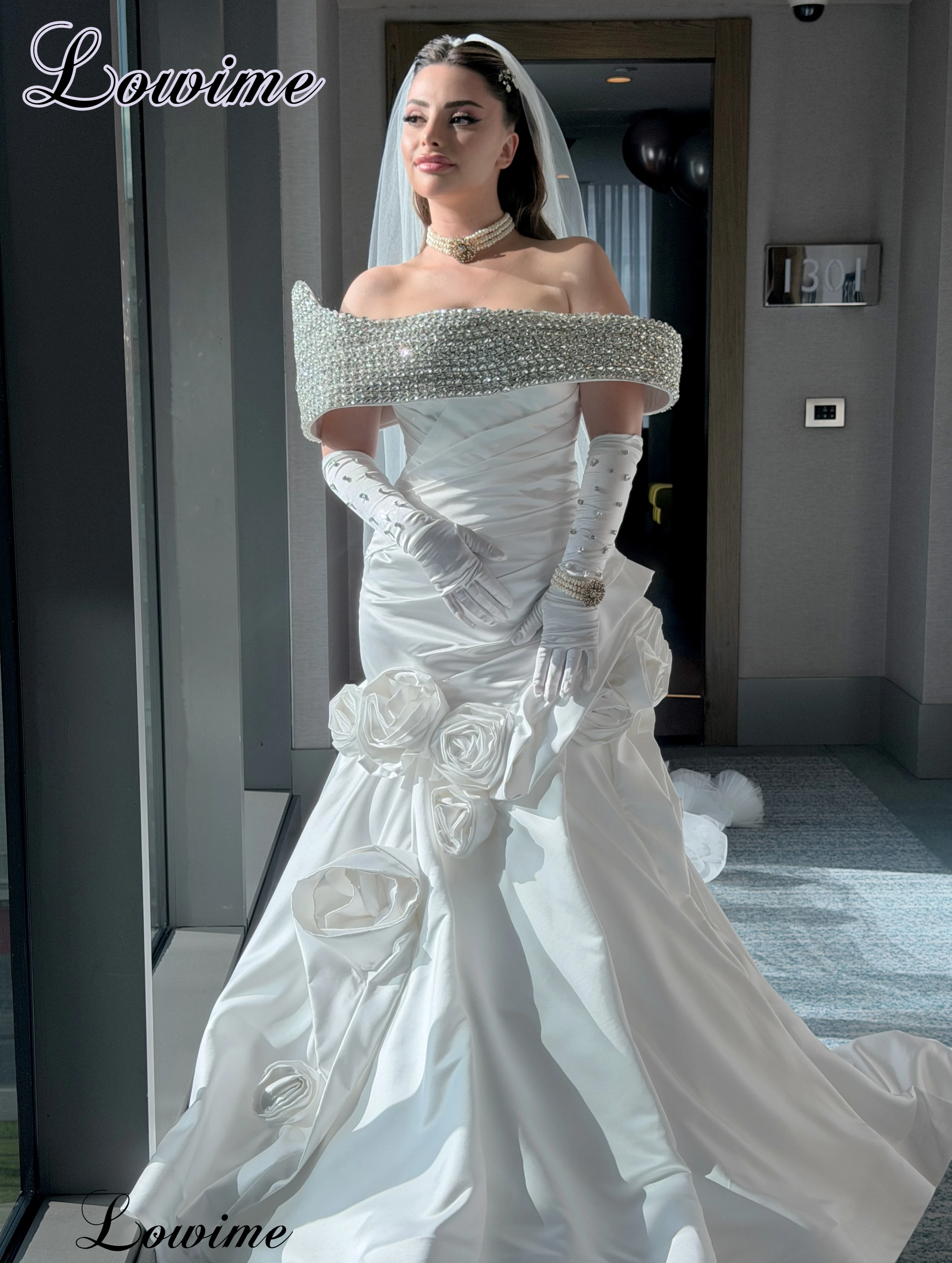 2027 Modest White Wedding Dresses Elegant Sparkling Off Sholder Garden Brides Dresses Mermaid Vestidos De Novia Customized
