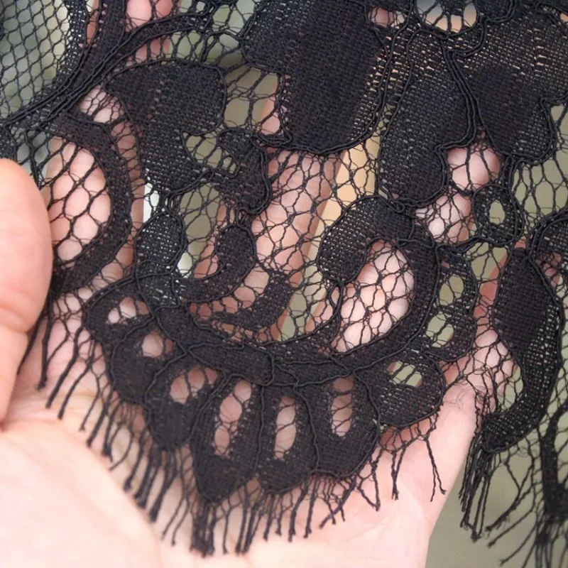 Stickerei-Wimpern-Baumwollstoff Französische Kordelspitze Afrikanische Guipure-Spitze für Party- und Hochzeitskleider Afrikanischer Spitzenstoff – Detail 5