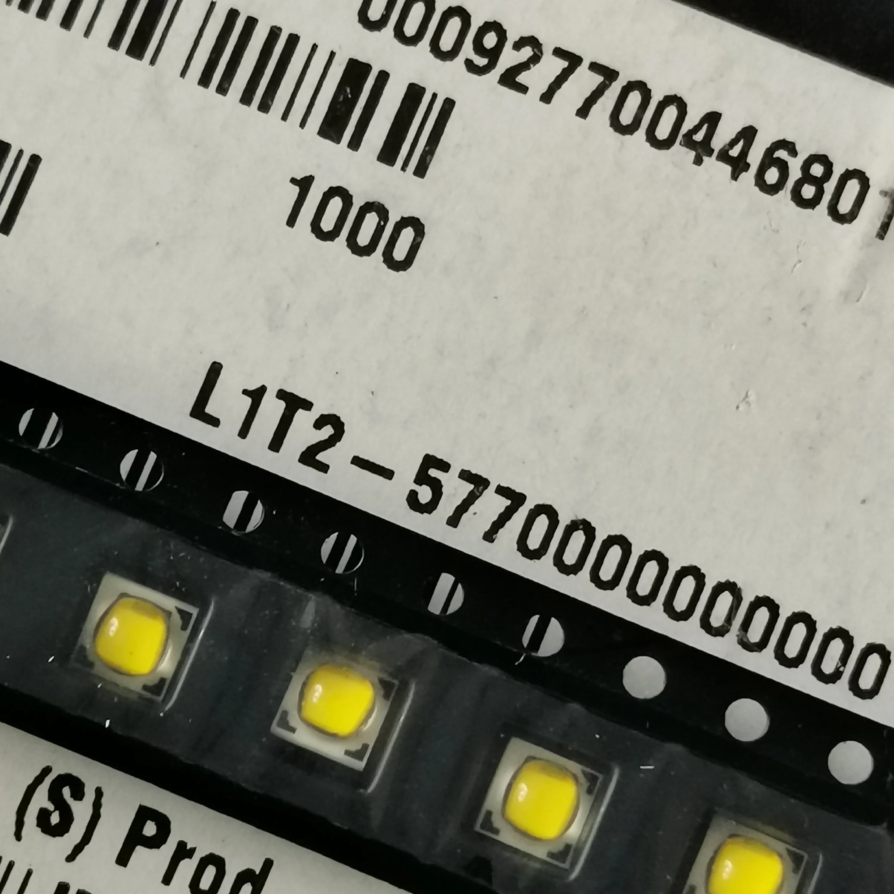 10PCS/  L1T2-5770000000000 White 5700K High Power 3737 SMD LED