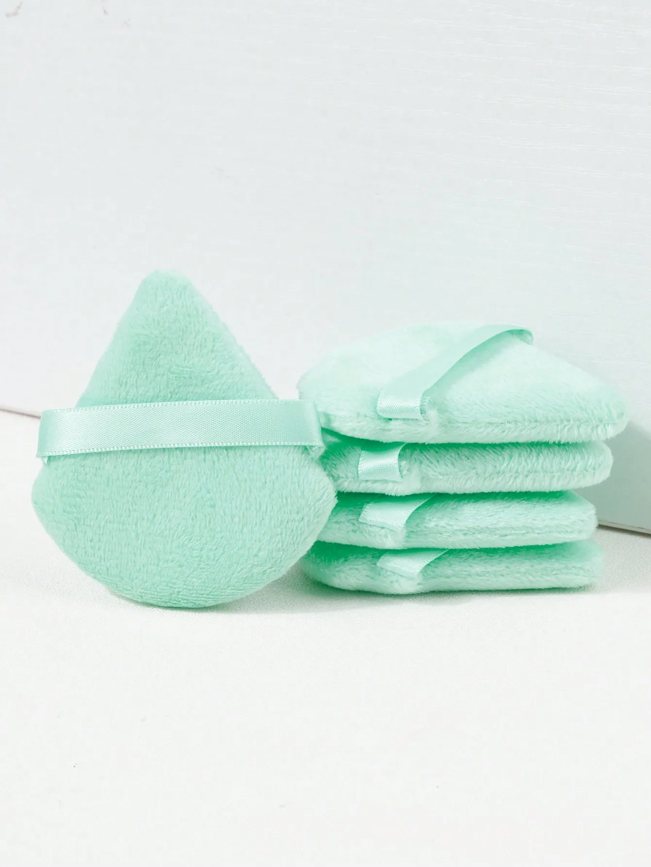 5 Pcs Reusable Triangle Velvet Powder Puff With Ribbon Strap Soft Mineral Loose Powder Blending Makeup Sponge Cosmetic Tool