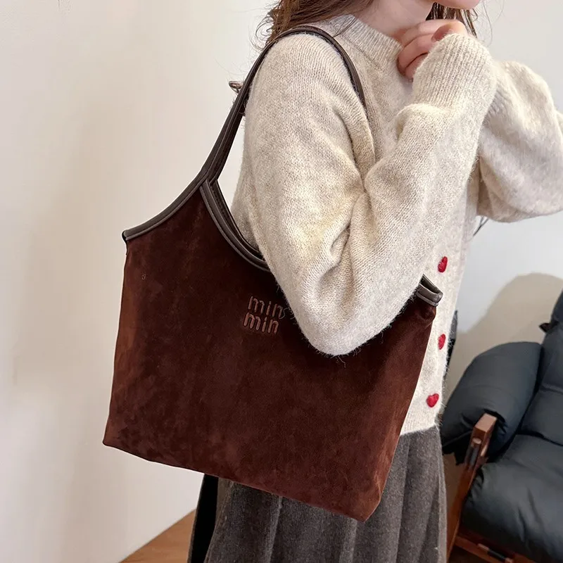 حقيبة حمل على طراز المصمم بتصميم عتيق، سعة كبيرة، موديل جديد 2025، حقيبة كتف واحدة للنساء