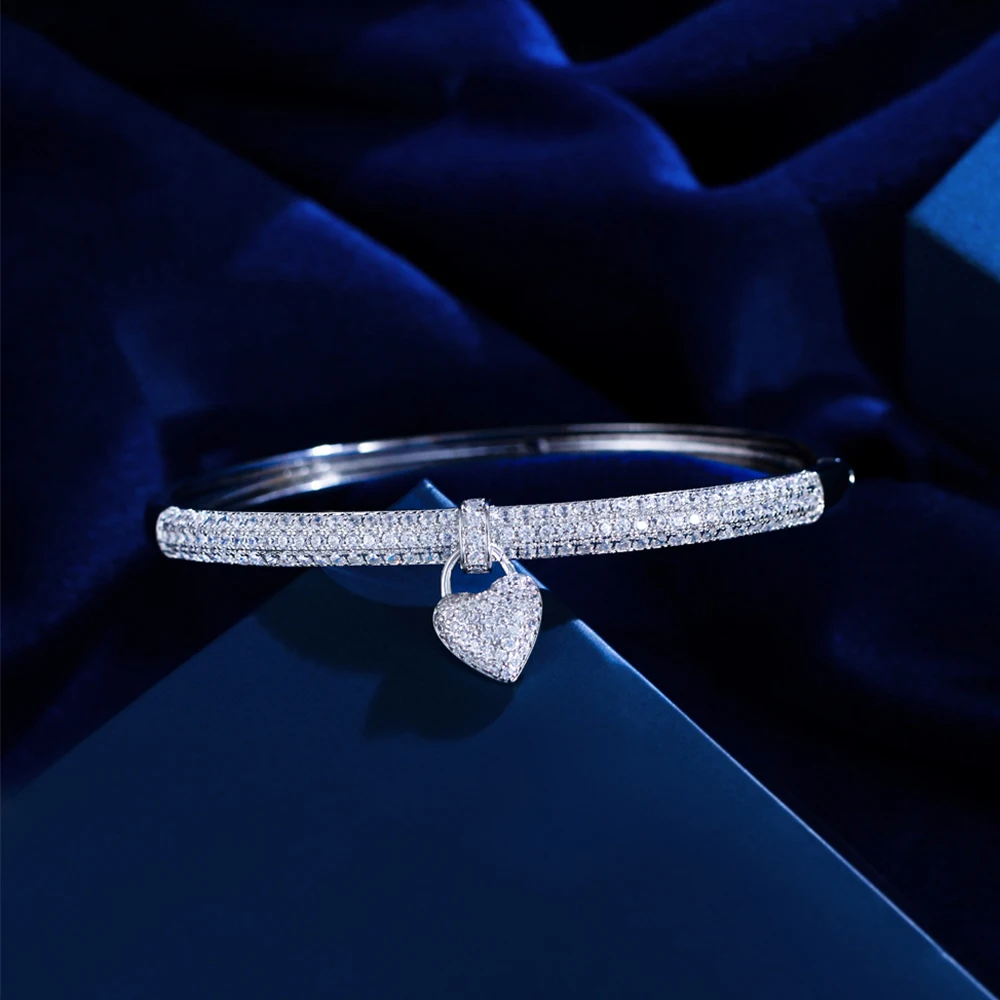 BeaQueen Luxurious Cubic Zirconia Micro Pave Bracelet Bangles with Love Heart Pendant for Women Engagement Party Jewelry SZ0073