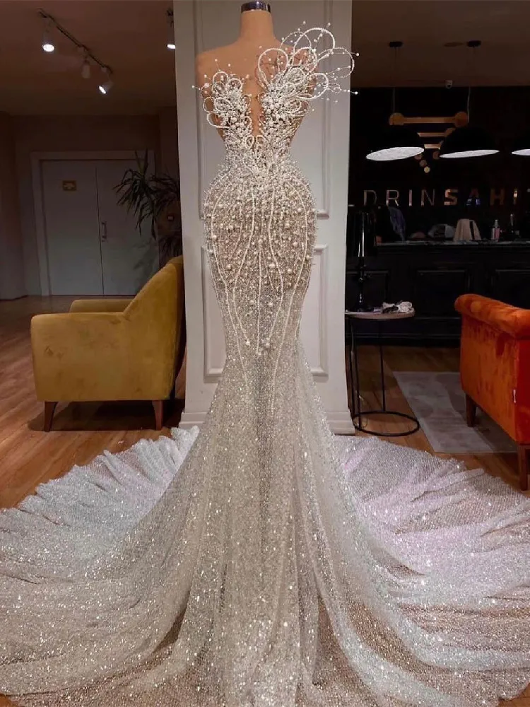 

Luxury Wedding Dresses V Neck Sleeveless Strapless Sequins Appliques Lace Pearls Beaded Hollow Bridal Gowns Vestina De Novia