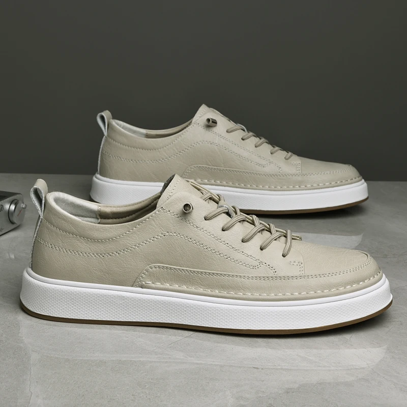 

New Fashionable Men Board Shoes Casual Breathable Soft Soled Light Luxury High-end Anti Slip Wear-resistant Lazy Shoes