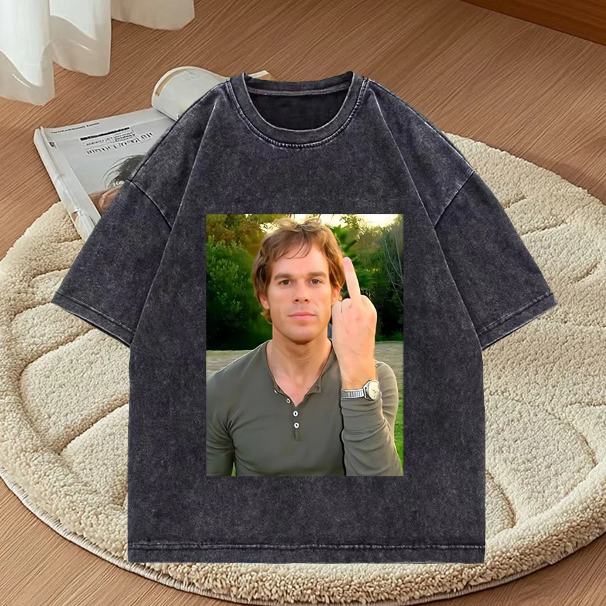 

Vintage washed Dexter Morgan flipping off Classic T shirt 2025 Men Women Couples streetwear fashion short sleeve Cotton t-shirts