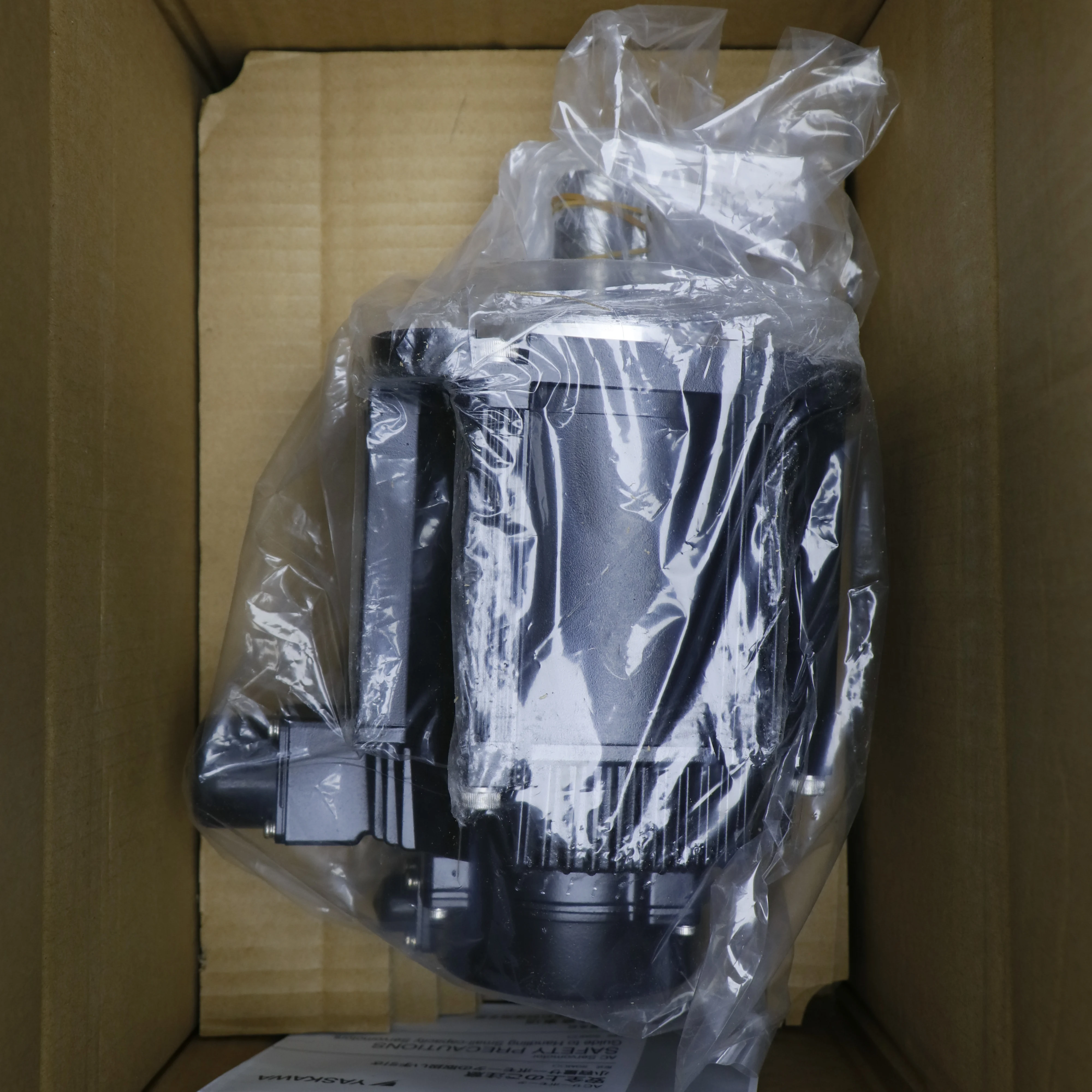 SGMGV-20D3A6S Brand New  YASKAWA  Servo motor