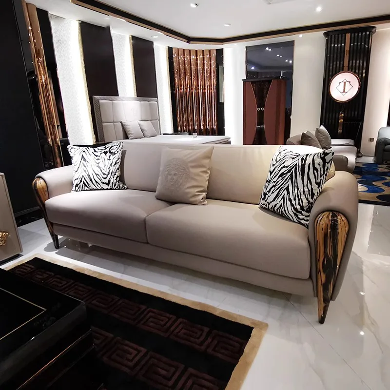 Sofá de couro leve e luxuoso