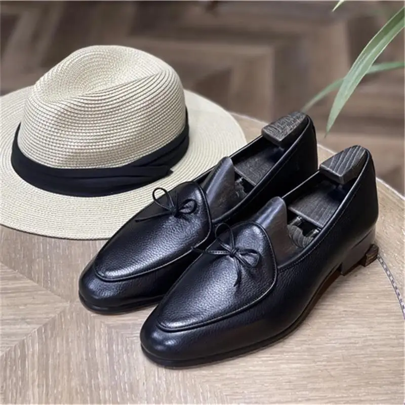 

Comfortable Men Flat Loafers Handmade Cowhide Solid Color Round Toe Low-heeled Small Bow Fashion Business Casual Party Men Shoes
