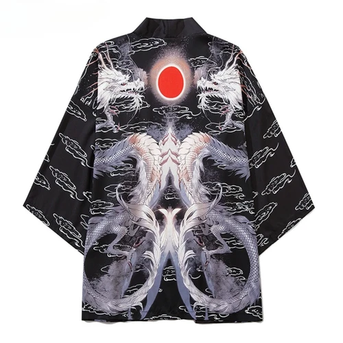 Abbigliamento tradizionale da uomo