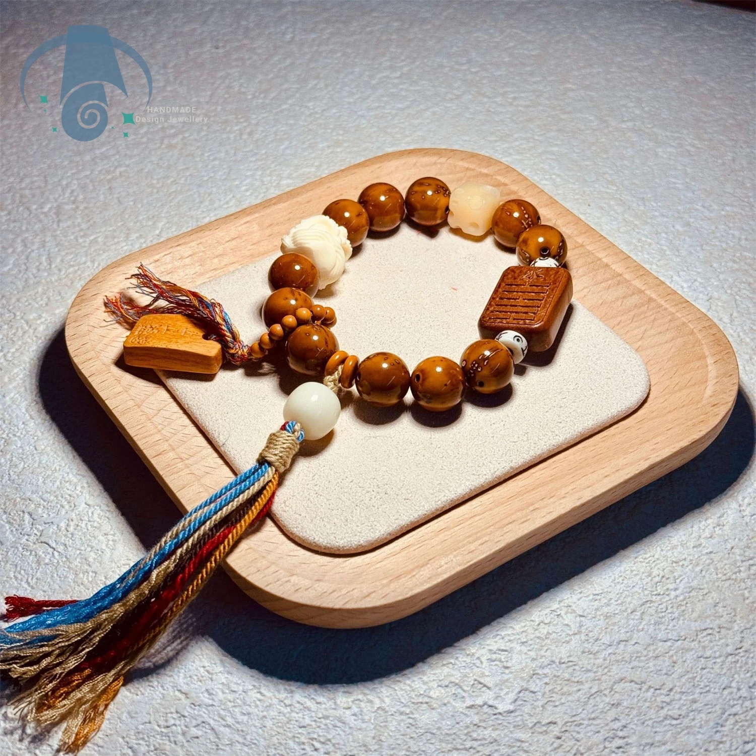 Cultural Bodhi Seed Handheld with Tassel and Peace Plate for Meditation and Decoration Buddhist Practice Handmade Gift Spiritual