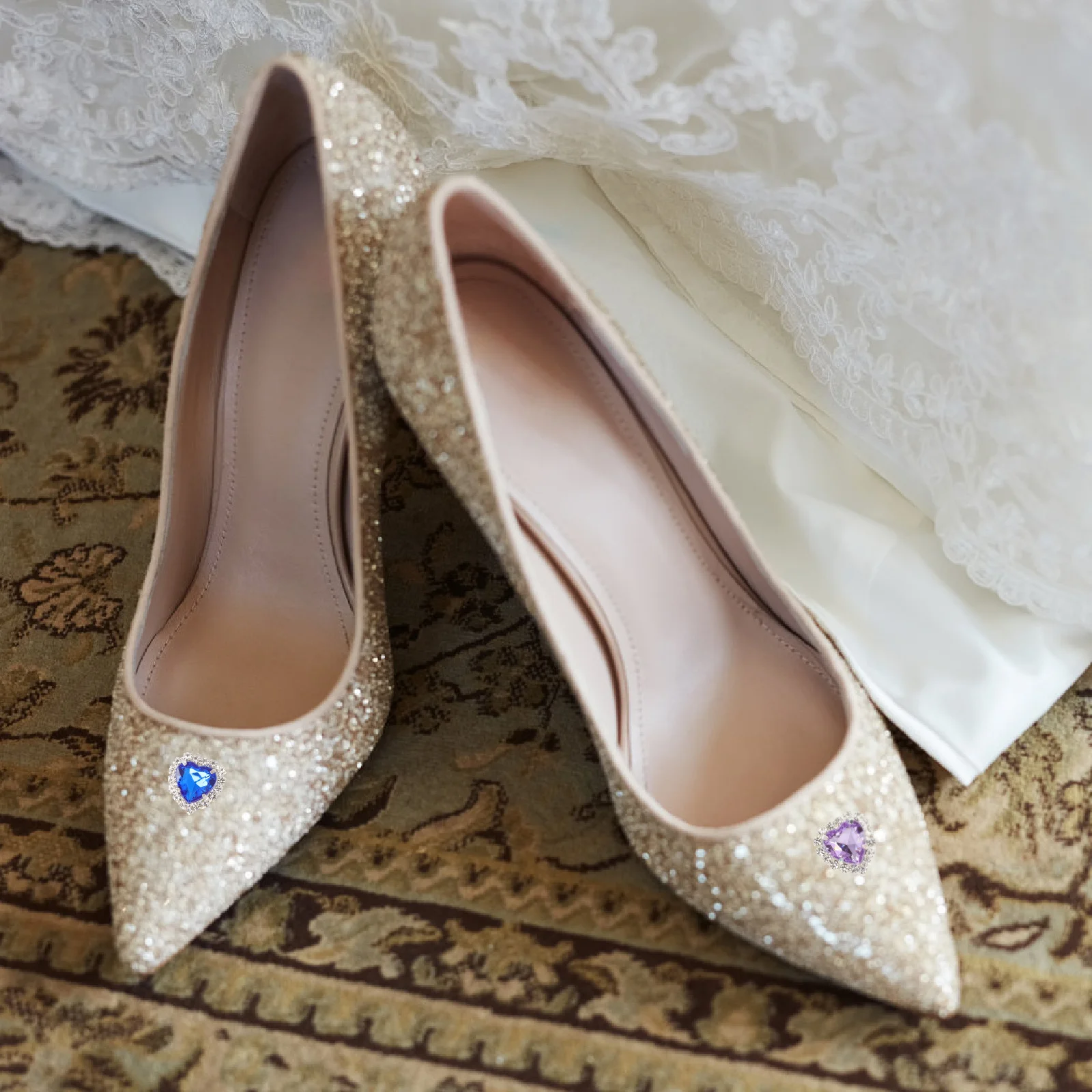 

6 pcs Glass Shoe Clips Women Shoe Charms Delicate Buckle Decorations For Sneakers Sandals Shiny Shoes Clip Decorative Jewelry