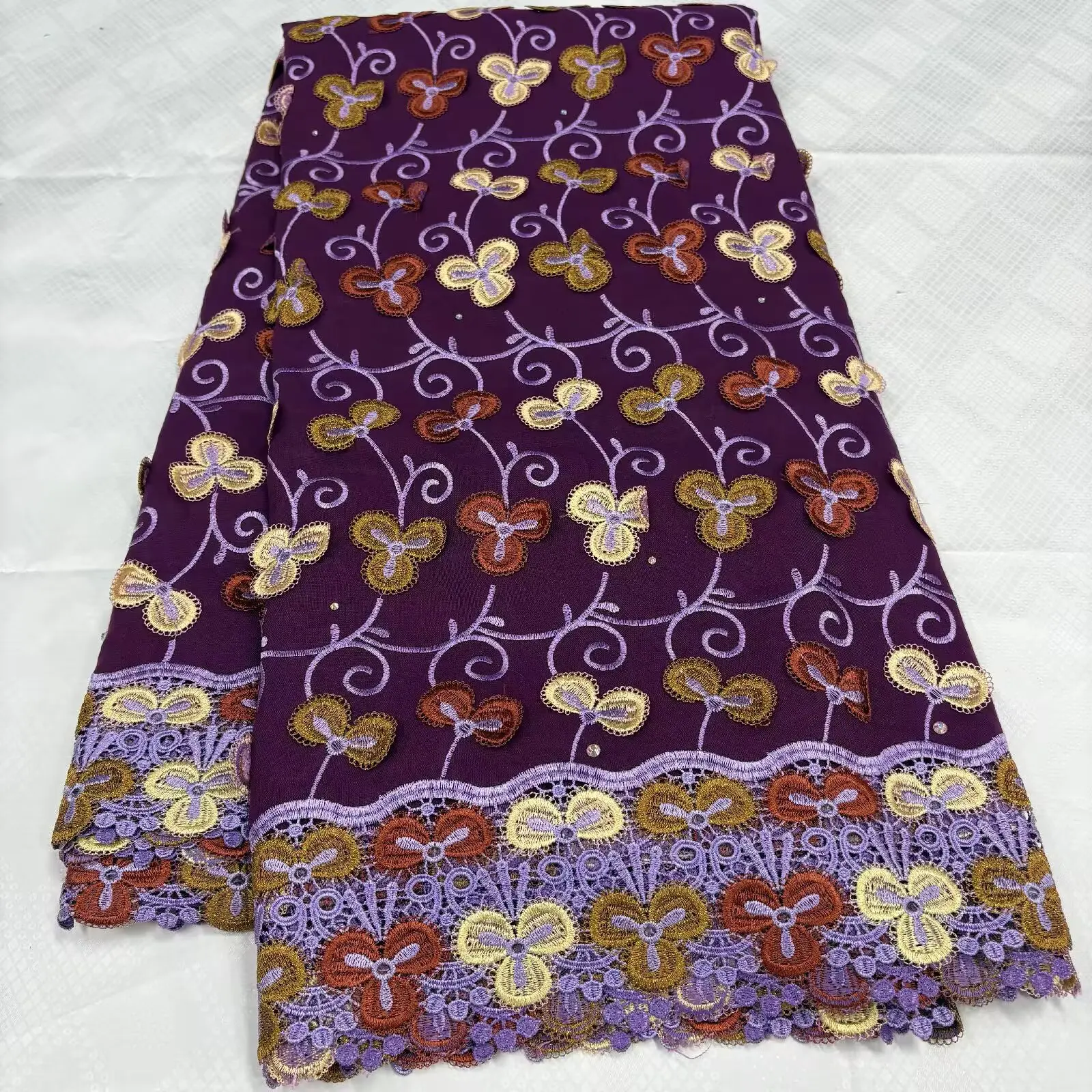 

Швейцарская кружевная ткань из вуали с 3D-цветочными аппликациями и камнями для пошива африканских свадебных платьев, роскошный хлопковый материал для шитья.