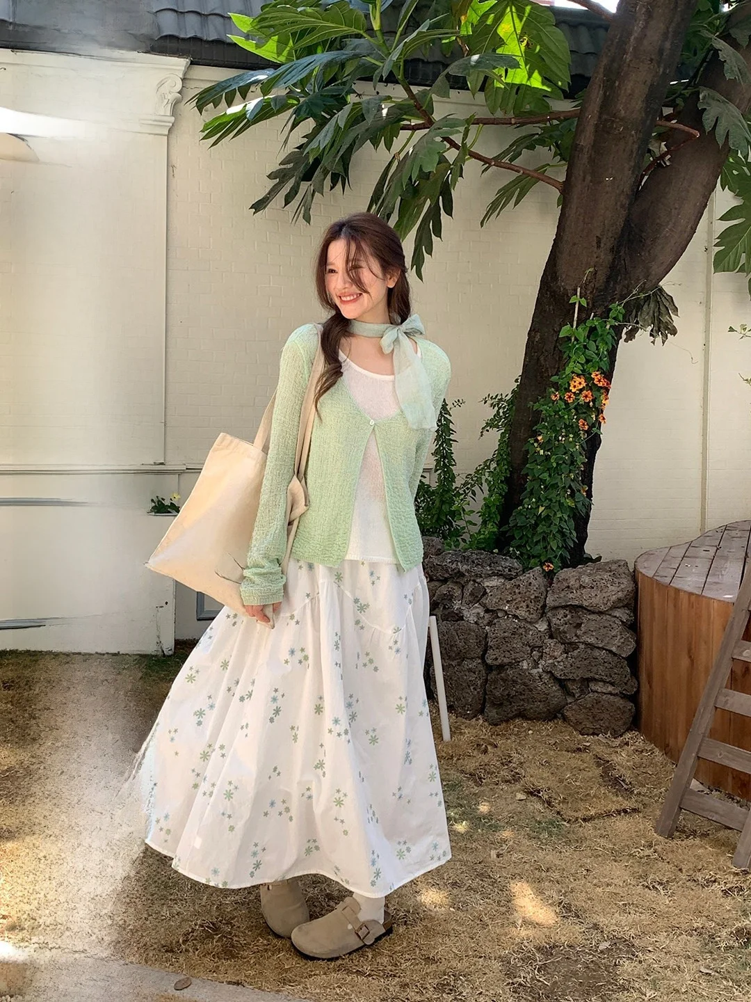 

Вязаный комплект из двух предметов с эффектом стройности: шикарный корейский повседневный топ свободного кроя из мягкой акриловой смеси с длинными рукавами и круглым вырезом, весенний.