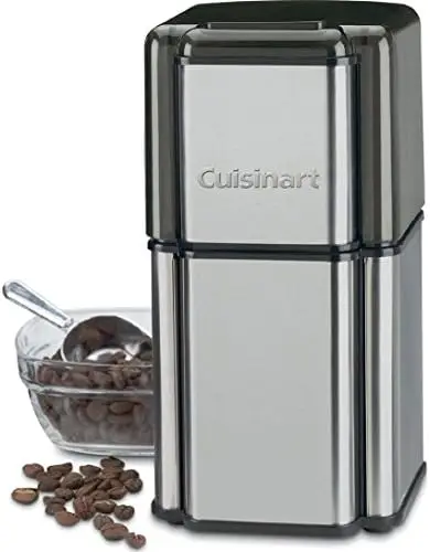 

Кофемолка Cuisinart DCG-12BC с лезвиями, серебристая – компактная и эффективная модель для свежемолотого кофе