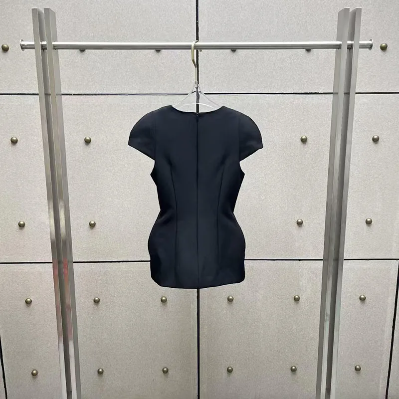 Lady's hourglass-shaped three-dimensional patchwork top, round-neck short-sleeved fitted evening gown, 2026, black mini skirt,
